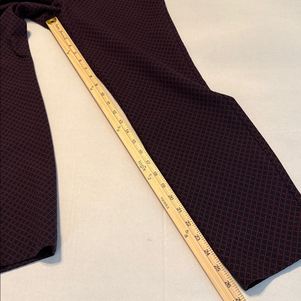Express Women's Columnist Mid Rise Ankle Pant Navy Berry Diamond Pattern Size 6 - Picture 6 of 14